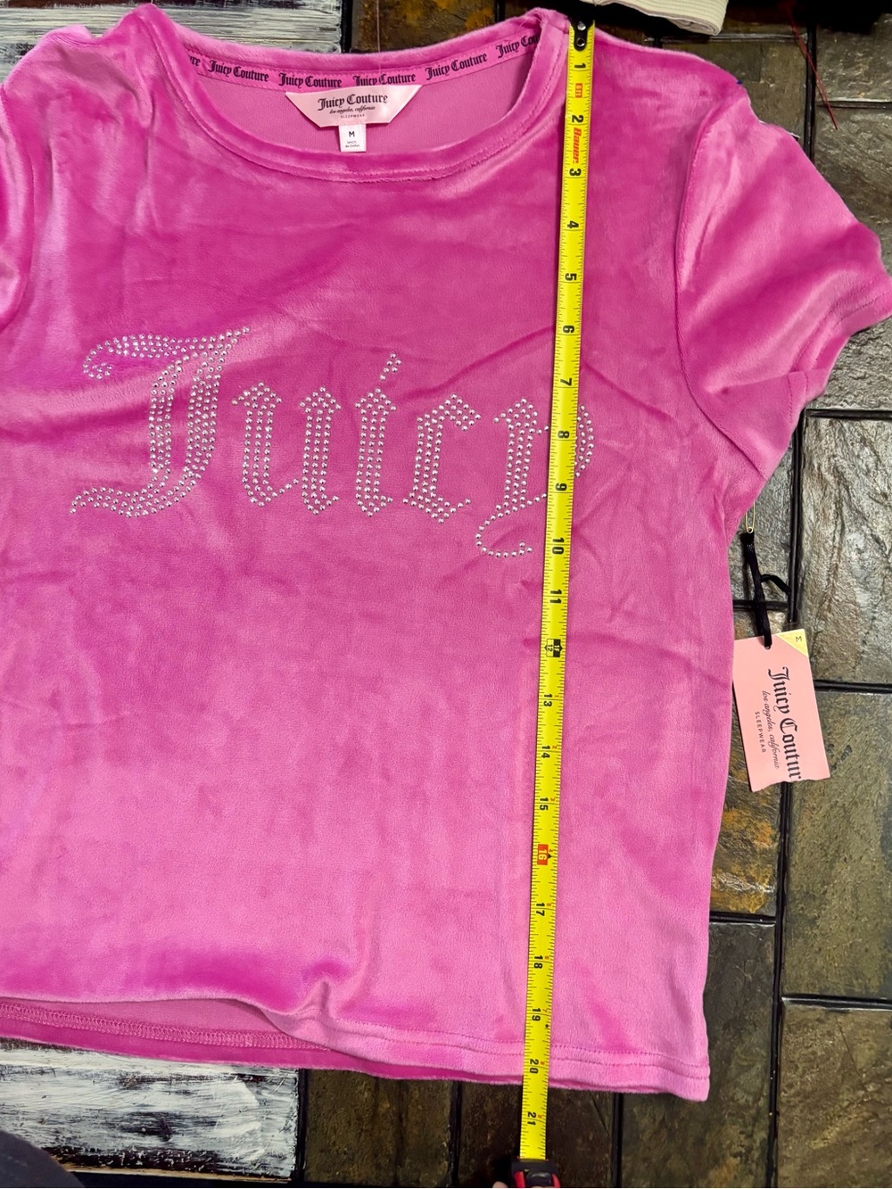Juicy Couture pink velour rhinestone logo sleep t-shirt women’s Medium Y2K - Picture 6 of 10